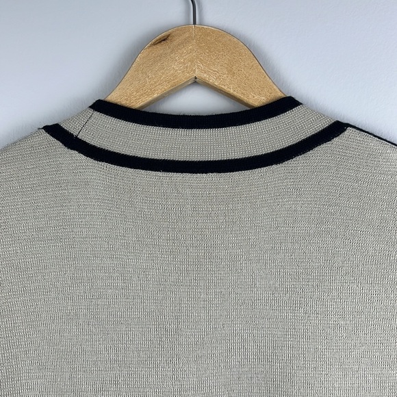 NEW J. Crew COLLECTION Minimalist Wool Blend Oatmeal Preppy V-Neck Knit Top - Picture 9 of 15